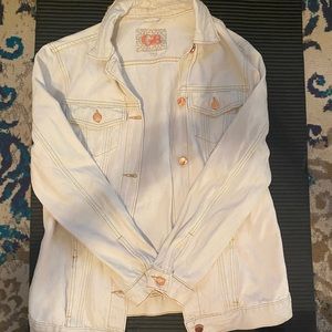 GB Jean like jacket. Off white color. 100% cotton